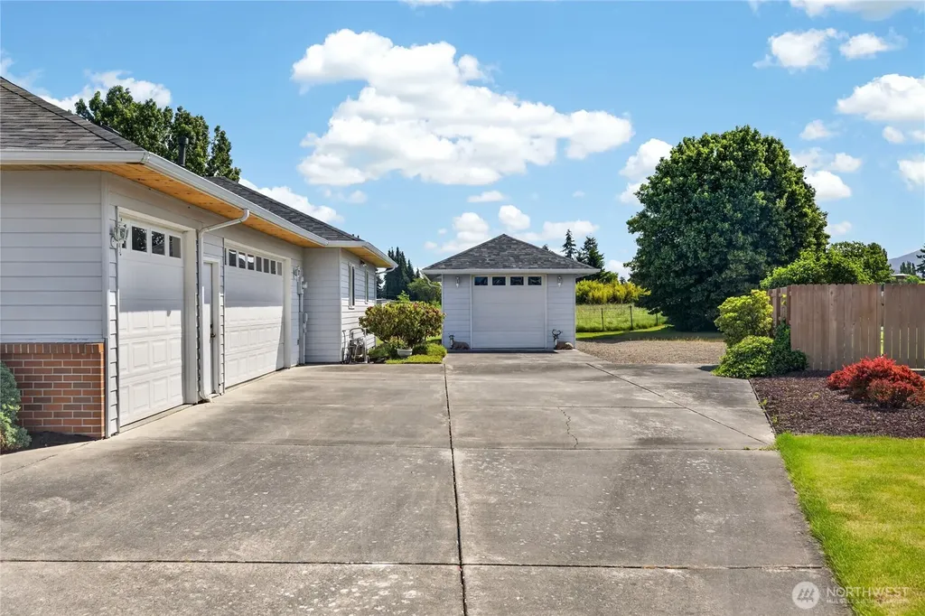 20275 Gardner Court Burlington WA 98233