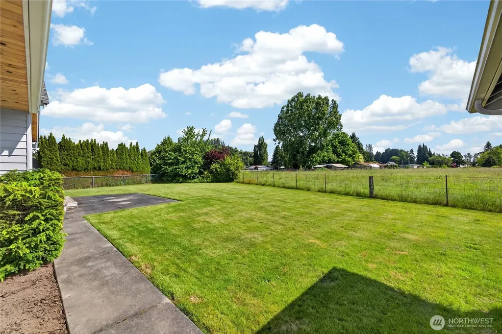 20275 Gardner Court Burlington WA 98233