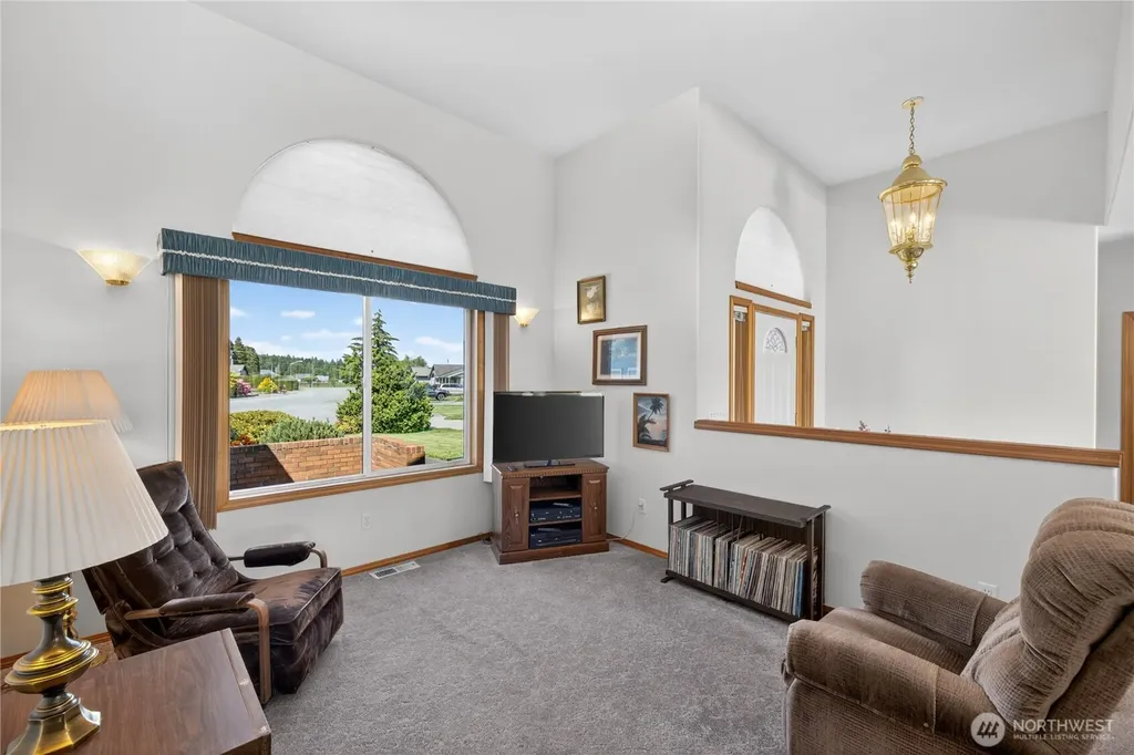 20275 Gardner Court Burlington WA 98233