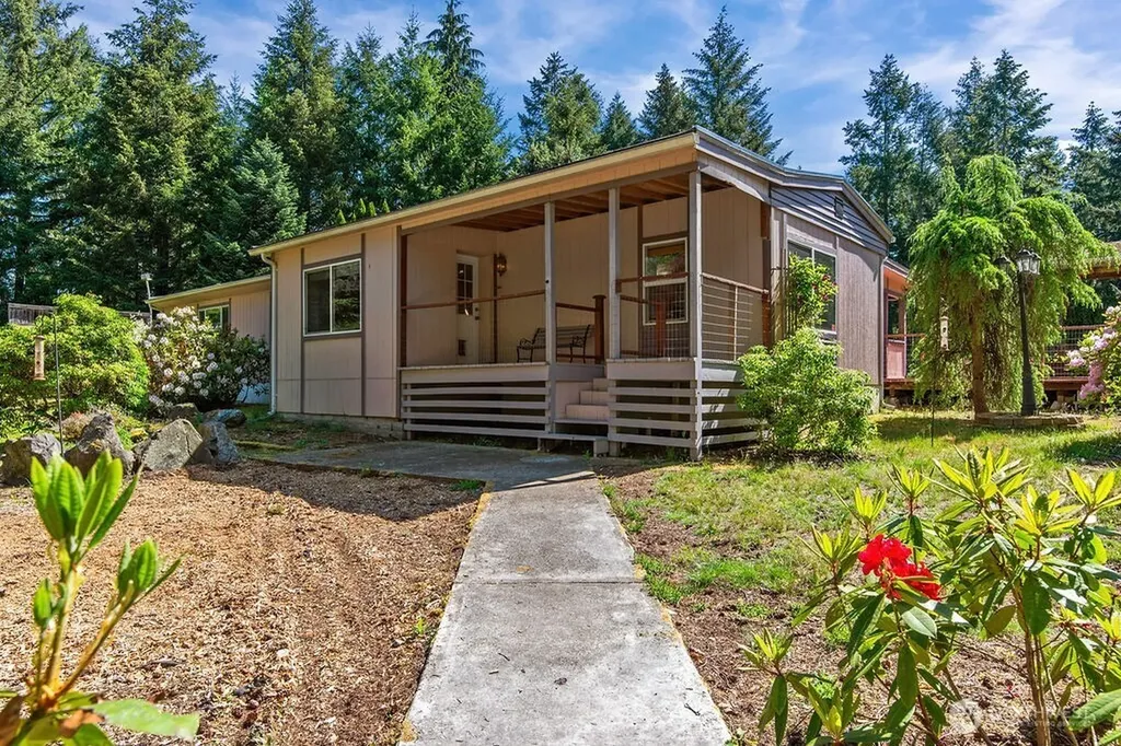 34411 48th Avenue E Eatonville WA 98328