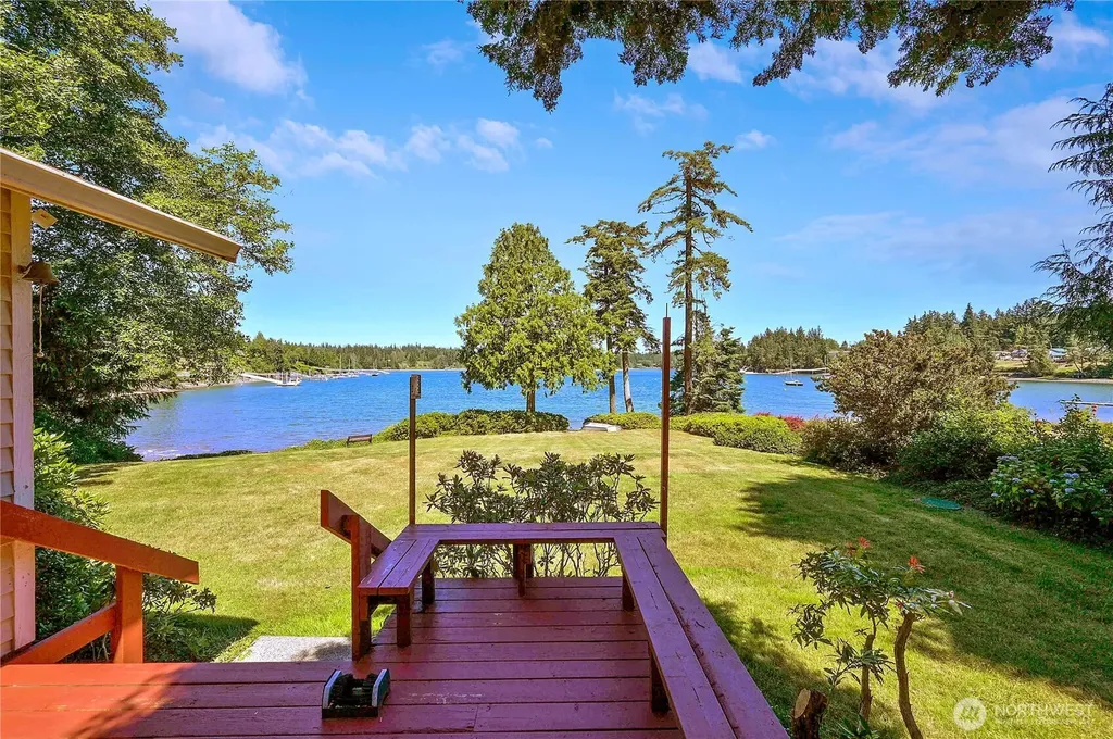261 Verner Avenue Port Ludlow WA 98365
