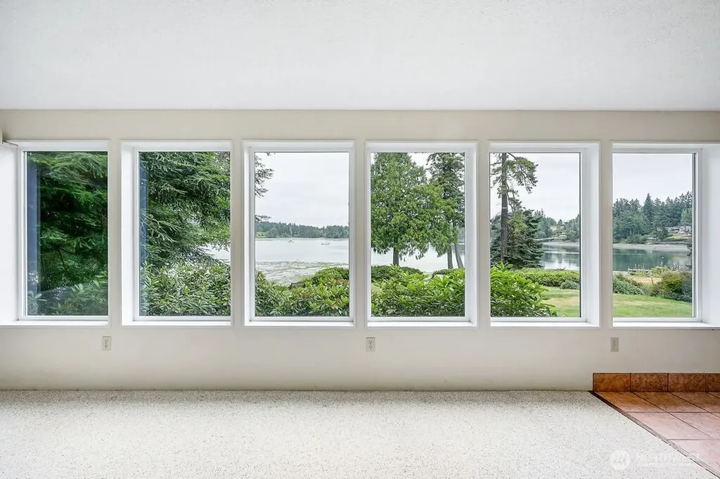 261 Verner Avenue Port Ludlow WA 98365