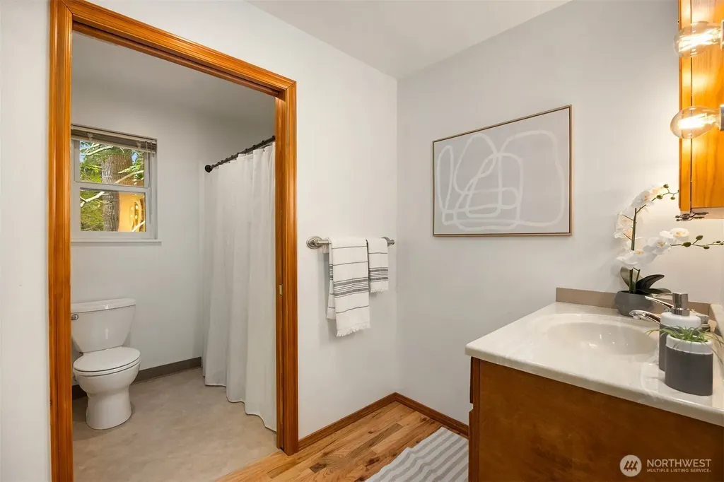 24390 Mount Washington View Lane NW Poulsbo WA 98370