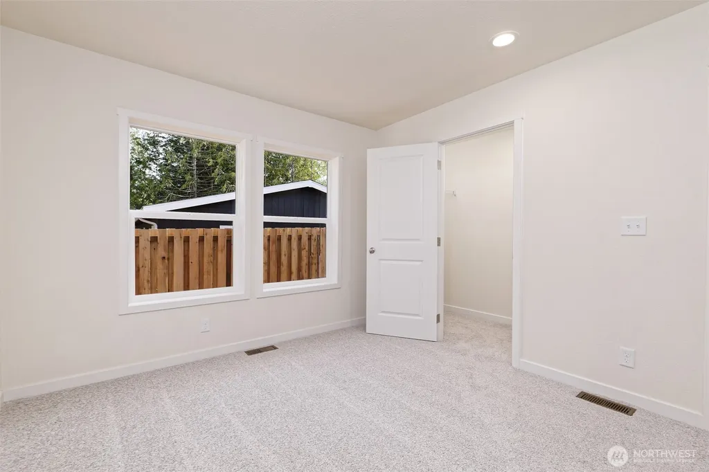 111 E Ashwood Lane Shelton WA 98584
