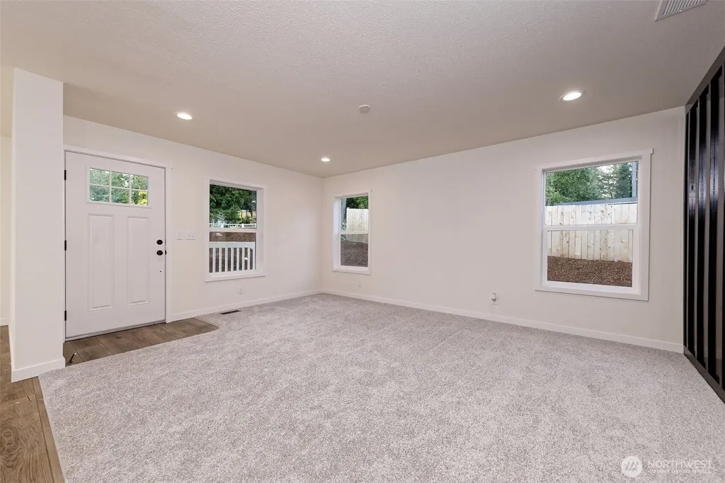 111 E Ashwood Lane Shelton WA 98584