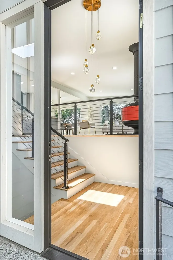 12569 37th Avenue NE Seattle WA 98125