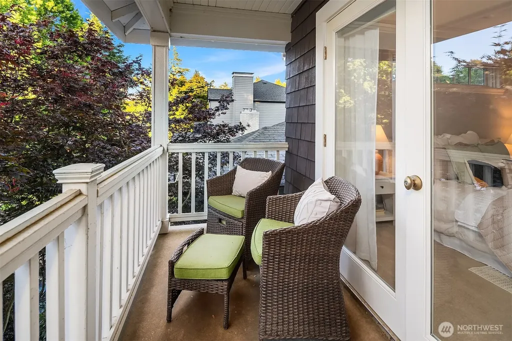 4839 NE 43rd Street Seattle WA 98105