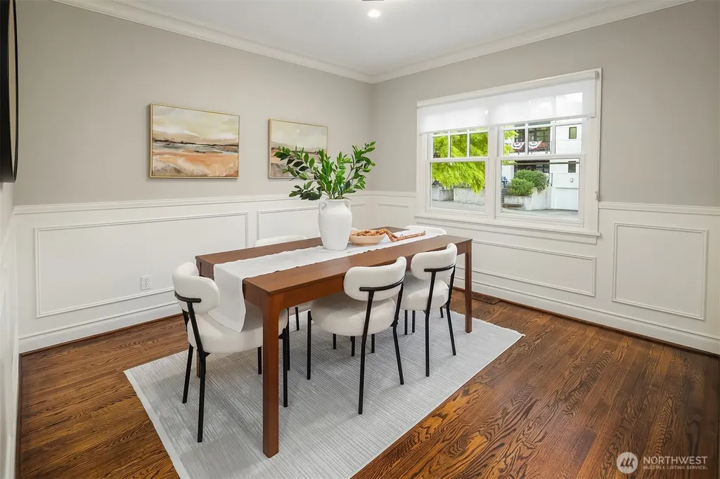 4839 NE 43rd Street Seattle WA 98105