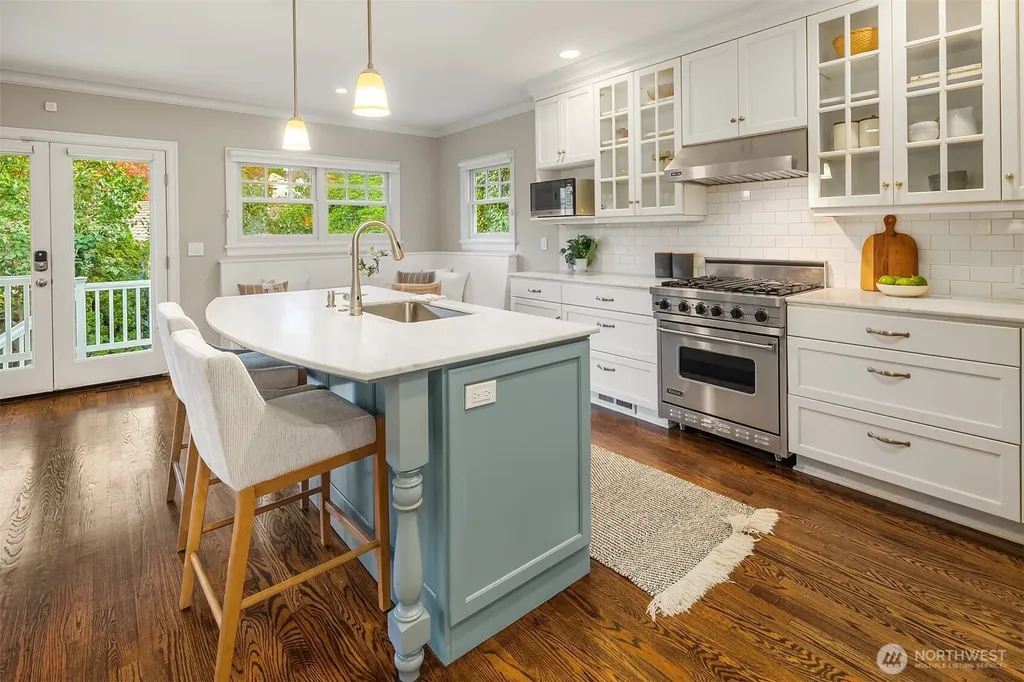 4839 NE 43rd Street Seattle WA 98105