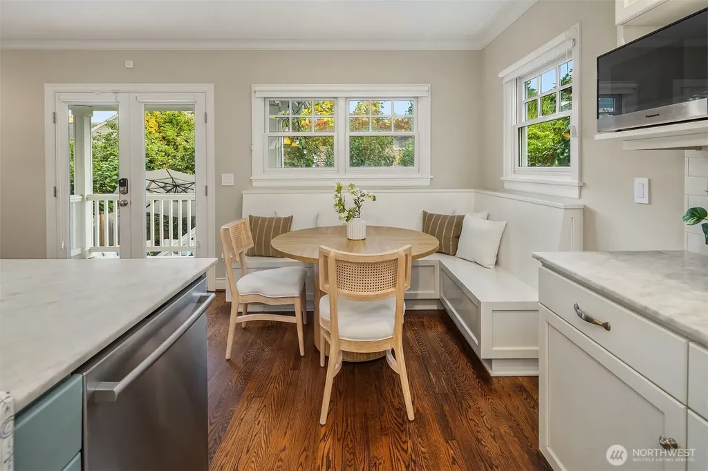 4839 NE 43rd Street Seattle WA 98105