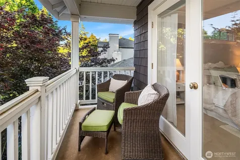 4839 NE 43rd Street Seattle WA 98105