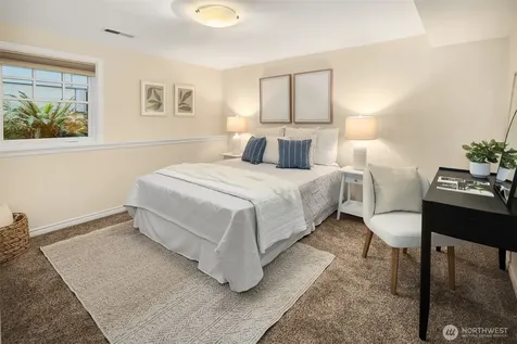 4839 NE 43rd Street Seattle WA 98105