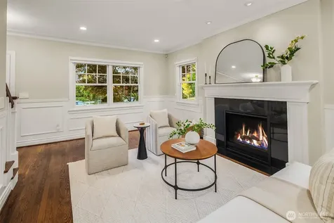 4839 NE 43rd Street Seattle WA 98105