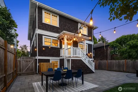 4839 NE 43rd Street Seattle WA 98105