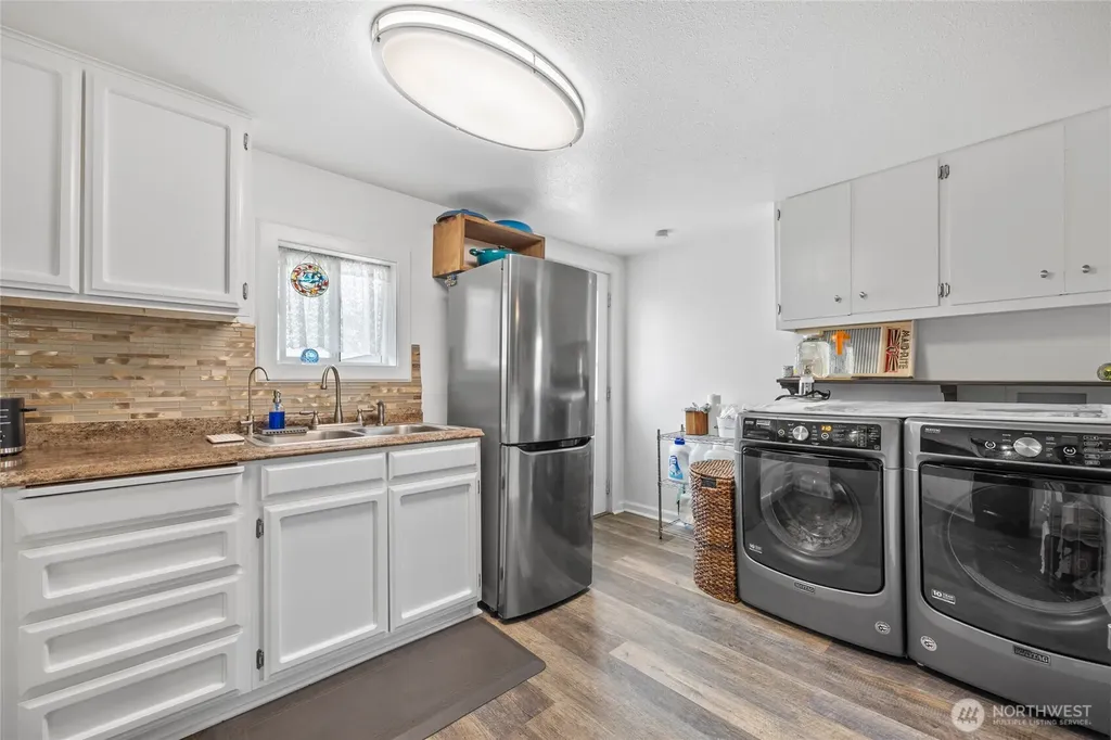 198 3rd Street Touchet WA 99360