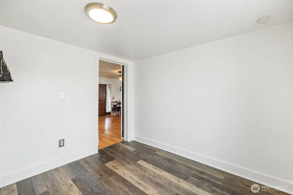 198 3rd Street Touchet WA 99360