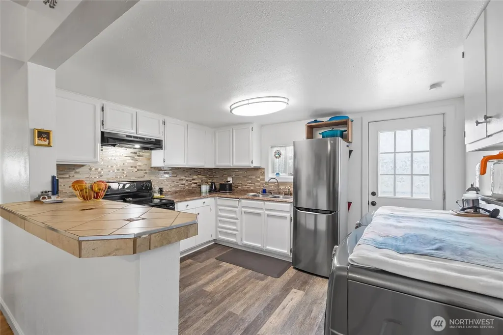 198 3rd Street Touchet WA 99360