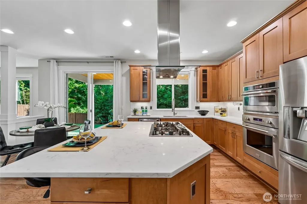 22907 SE 52nd Street Issaquah WA 98029