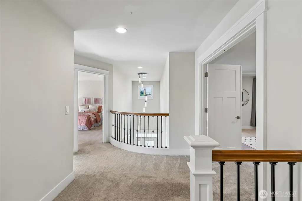 22907 SE 52nd Street Issaquah WA 98029