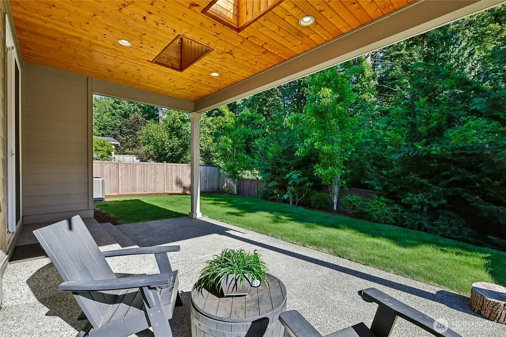 22907 SE 52nd Street Issaquah WA 98029