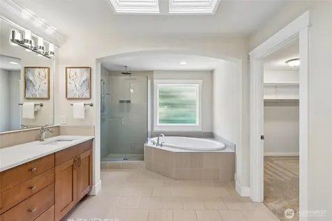 22907 SE 52nd Street Issaquah WA 98029