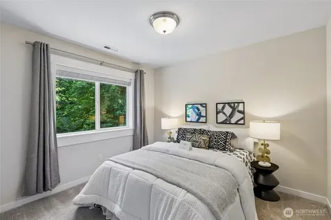 22907 SE 52nd Street Issaquah WA 98029