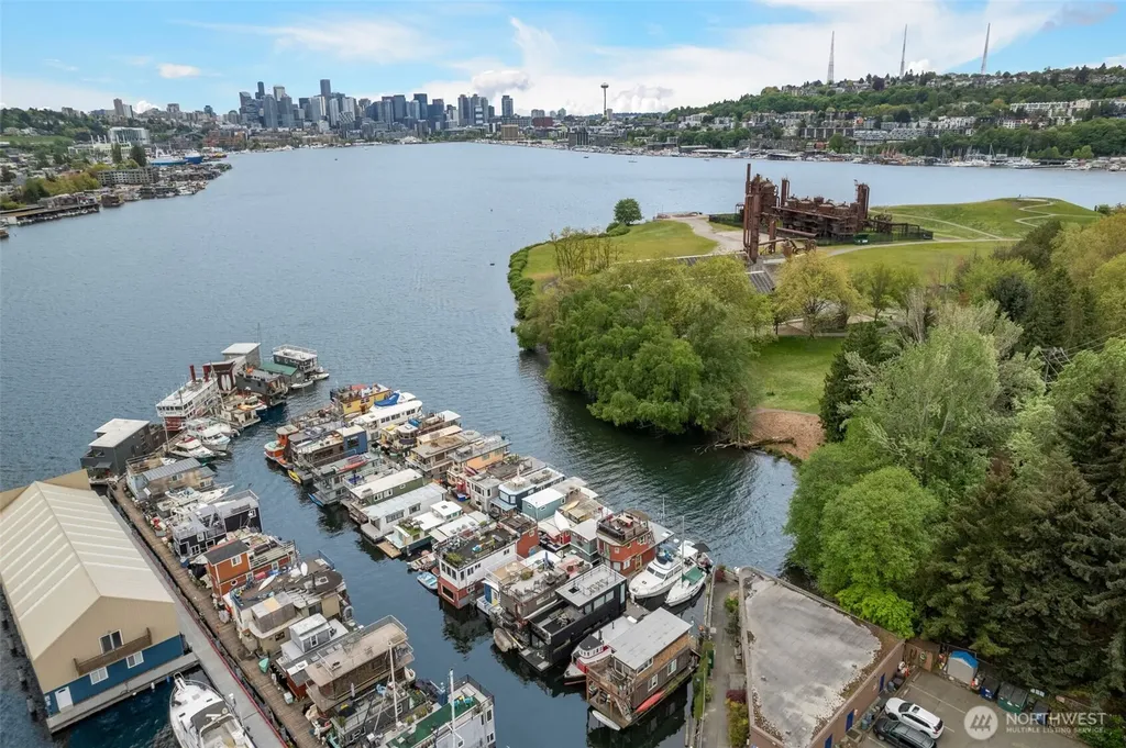 2143 N Northlake Way Seattle WA 98103