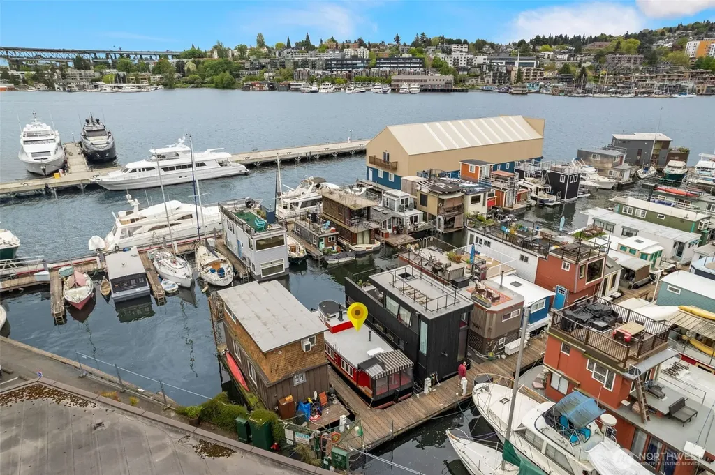 2143 N Northlake Way Seattle WA 98103