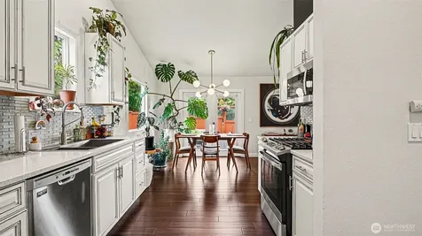 4610 S 160th Street S Tukwila WA 98188