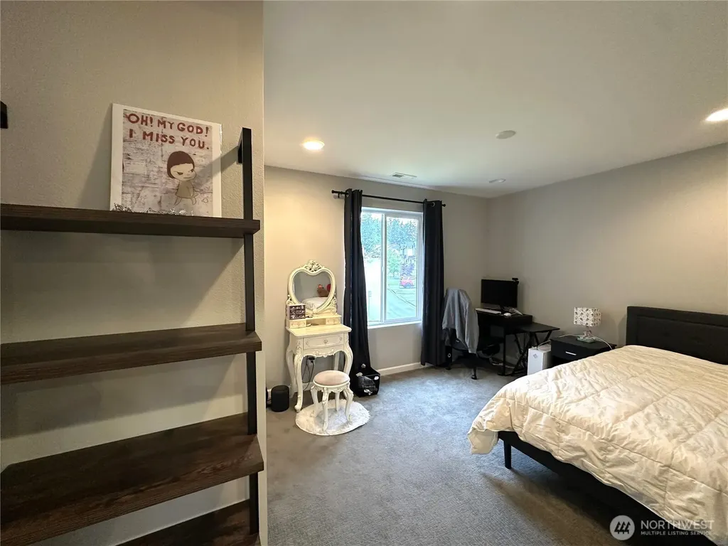 19019 123rd Place SE Renton WA 98058