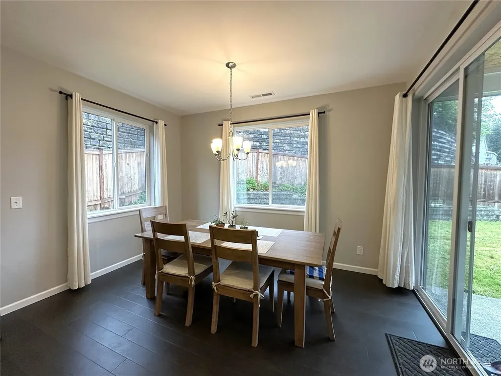 19019 123rd Place SE Renton WA 98058