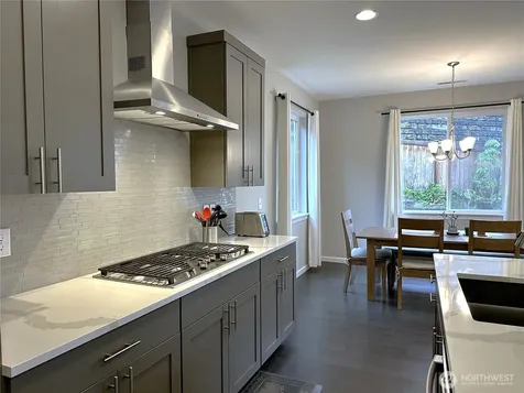 19019 123rd Place SE Renton WA 98058