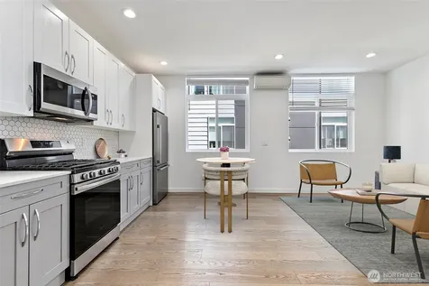 919 NW 56th Street Seattle WA 98107