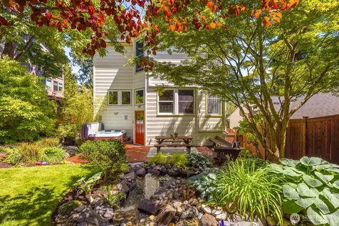 8819 Ashworth Avenue N Seattle WA 98103