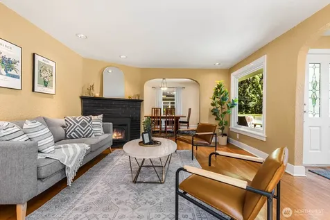 8819 Ashworth Avenue N Seattle WA 98103