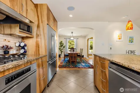 8819 Ashworth Avenue N Seattle WA 98103