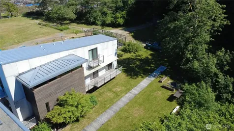 23 Sand Point Way Hat Island WA 98206