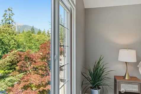 1535 SW 15th Place North Bend WA 98045