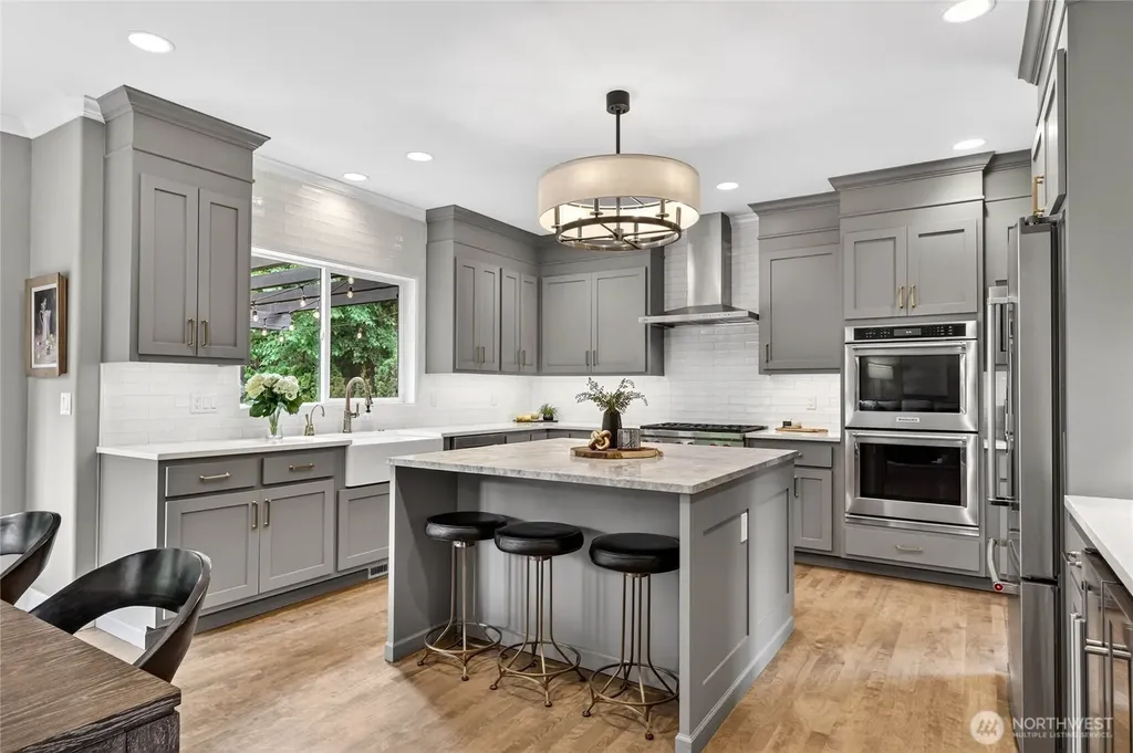 25901 NE 1st Place Sammamish WA 98074