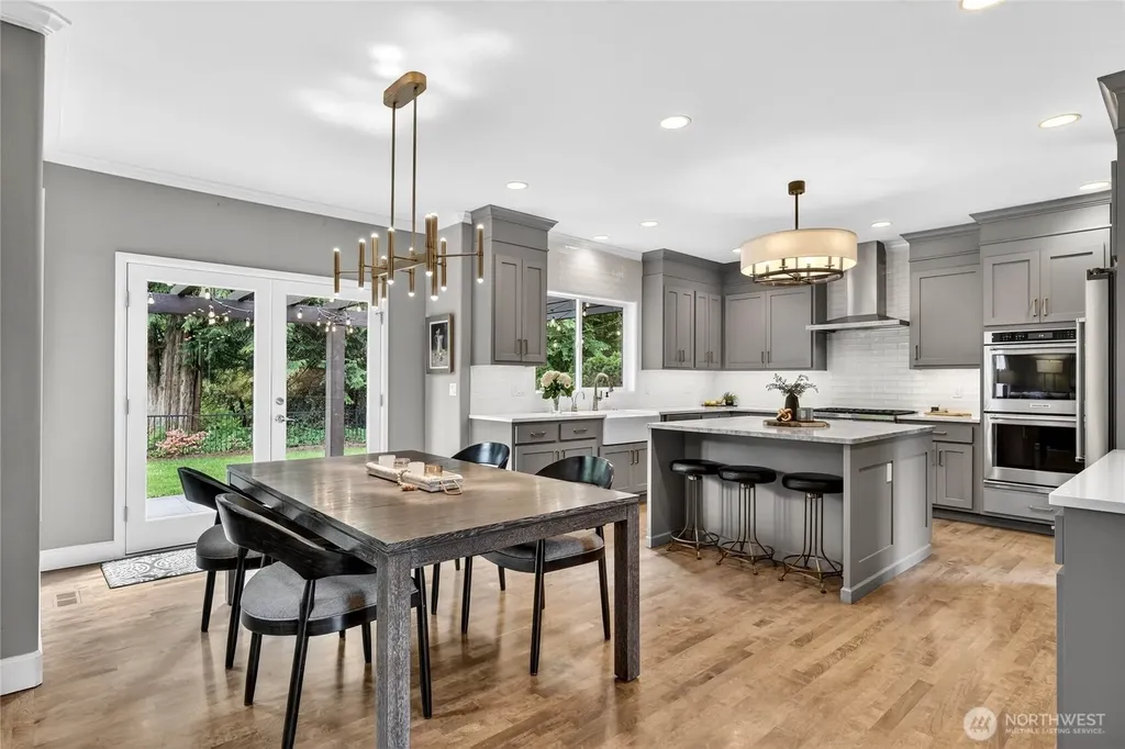 25901 NE 1st Place Sammamish WA 98074