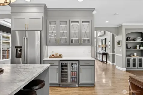 25901 NE 1st Place Sammamish WA 98074