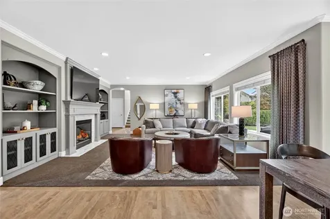 25901 NE 1st Place Sammamish WA 98074