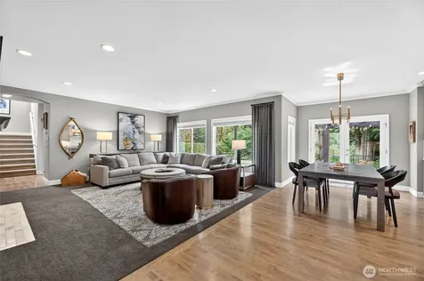 25901 NE 1st Place Sammamish WA 98074