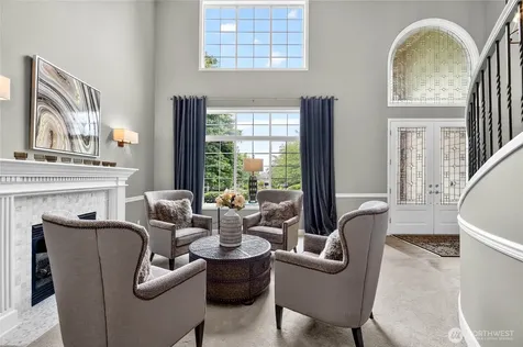 25901 NE 1st Place Sammamish WA 98074