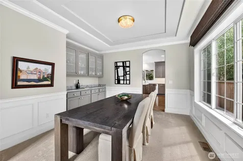 25901 NE 1st Place Sammamish WA 98074