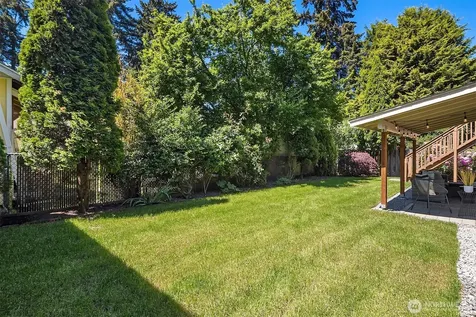 15021 Westminster Way N Shoreline WA 98133