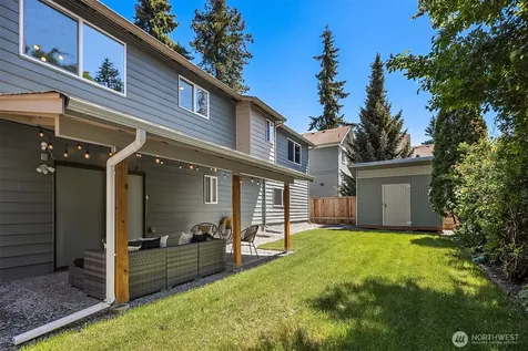 15021 Westminster Way N Shoreline WA 98133