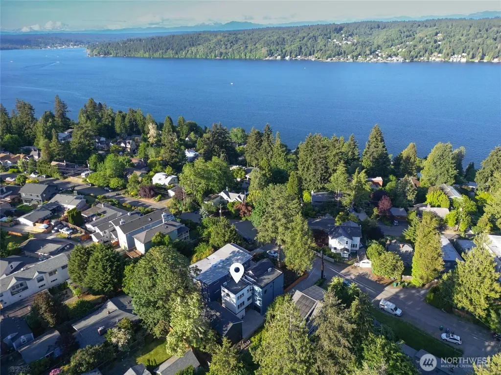 11733 Durland Avenue NE Seattle WA 98125
