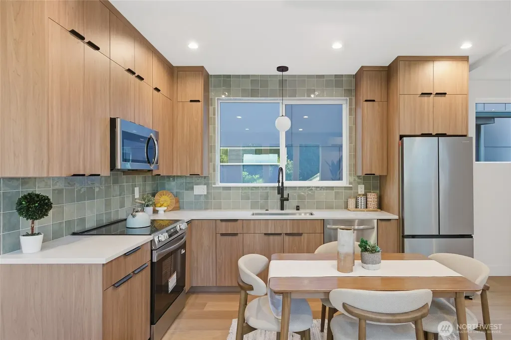 11733 Durland Avenue NE Seattle WA 98125