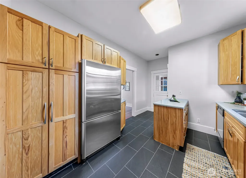2429 Spruce Street Bellingham WA 98225